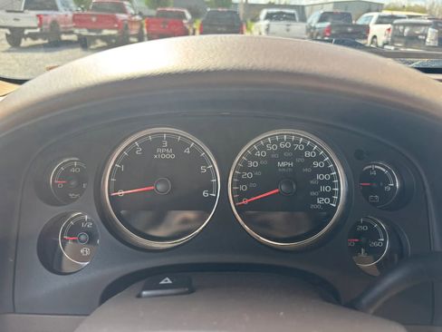 Used 2013 GMC Yukon SLT w/ SLT-2 Equipment Package AWD/4WD image 26