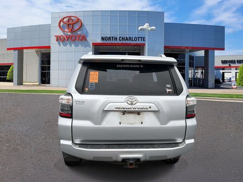Used 2015 Toyota 4Runner SR5 RWD image 6