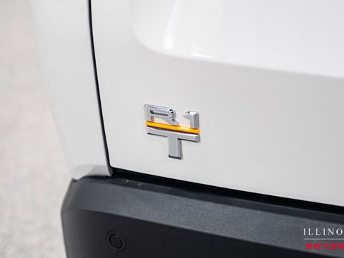 Used 2022 Rivian R1T Adventure image 11