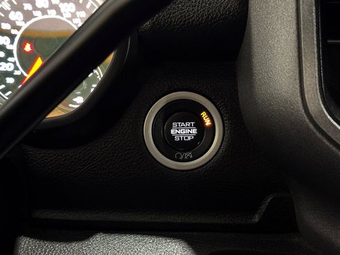 Used 2021 RAM 5500 Tradesman w/ Towing Technology Group image 29