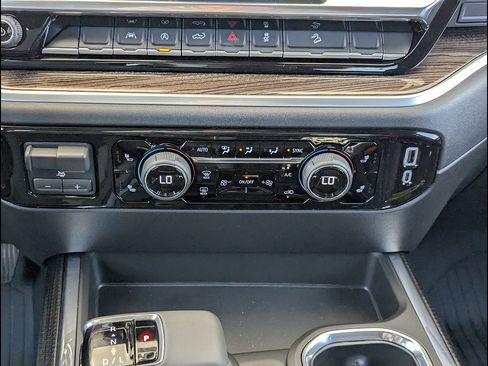 New 2026 Chevrolet Silverado 1500 RST w/ Z71 Off-Road Package AWD/4WD image 26