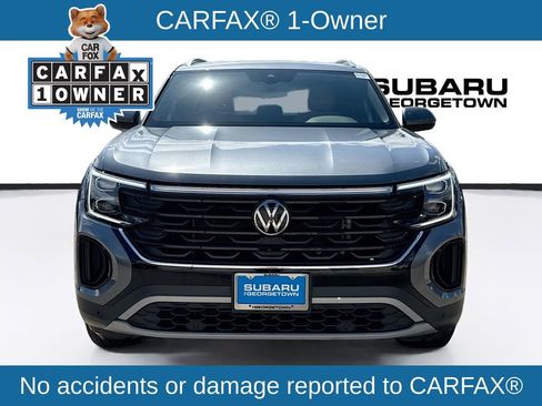 Used 2024 Volkswagen Atlas Cross Sport SE image 2