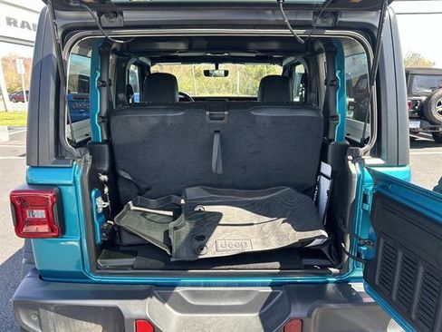 Used 2020 Jeep Wrangler Rubicon w/ LED Lighting Group AWD/4WD image 14
