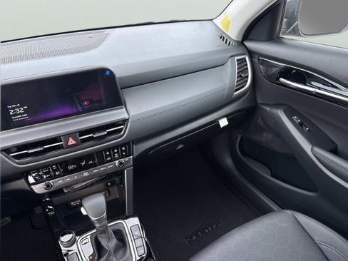 New 2026 Kia Seltos EX image 14