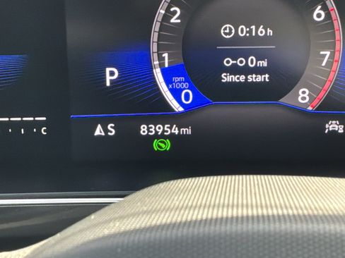 Used 2022 Volkswagen Tiguan SE R-Line image 22