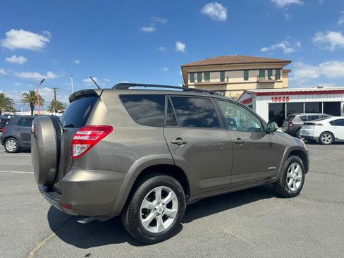 Used 2010 Toyota RAV4 Limited FWD image 10