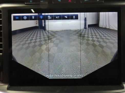 Used 2022 Ford F150 Lariat w/ Equipment Group 502A High image 15