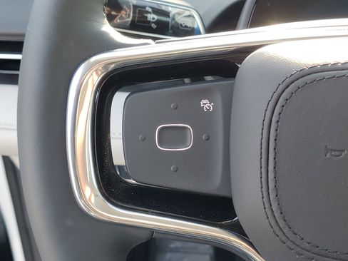 New 2026 Lincoln Nautilus Reserve image 17