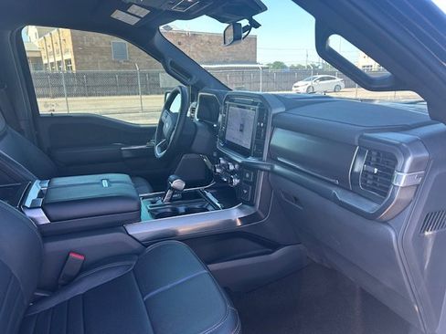 Used 2024 Ford F150 Platinum w/ FX4 Off-Road Package AWD/4WD image 19