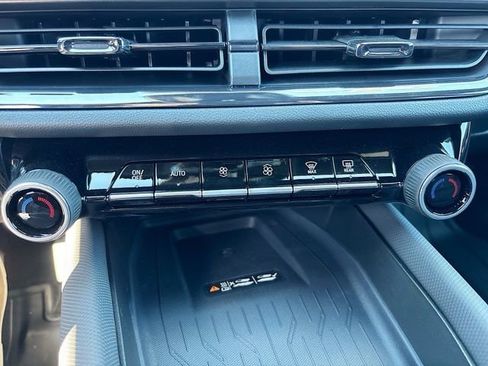 New 2026 Chevrolet Equinox EV RS image 31