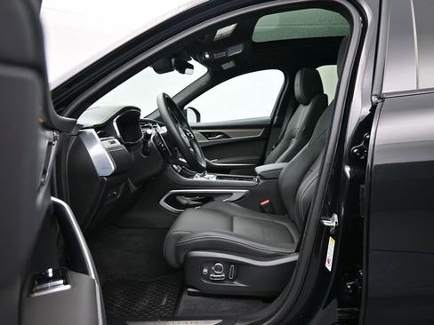 Used 2026 Jaguar F-PACE R-Dynamic S image 37