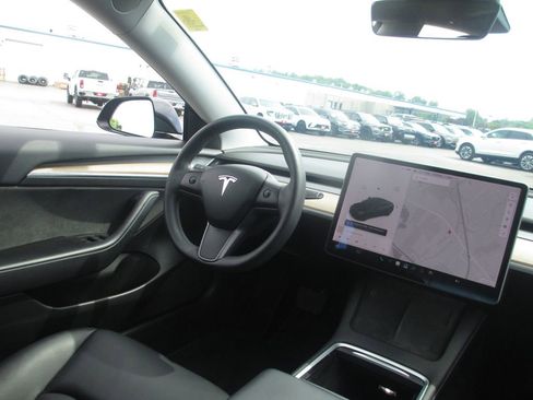 Used 2021 Tesla Model 3 Long Range AWD/4WD image 23