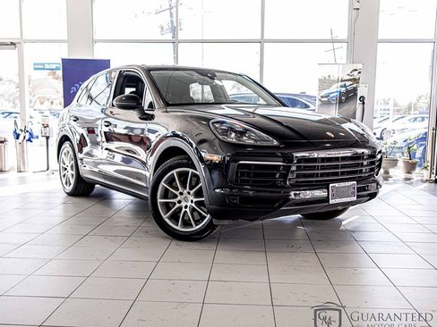 Used 2019 Porsche Cayenne S image 6