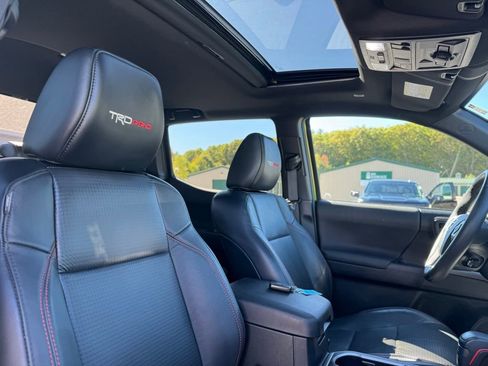 Used 2022 Toyota Tacoma TRD Pro image 12