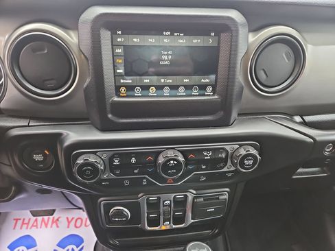 Used 2020 Jeep Wrangler Unlimited Sport AWD/4WD image 17