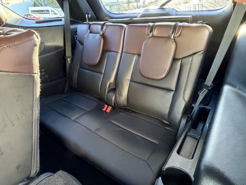 Certified 2022 Ford Explorer Platinum w/ Equipment Group 601A image 23