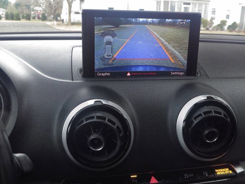 Used 2016 Audi A3 e-tron Prestige w/ Prestige Package image 10