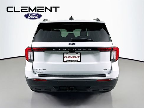 New 2026 Ford Explorer Active AWD/4WD image 7
