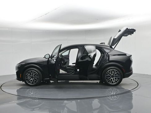 Used 2025 Ford Mustang Mach-E Premium image 43