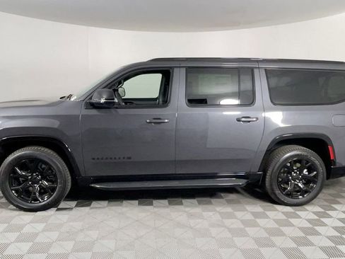 New 2025 Jeep Wagoneer L Series II image 7