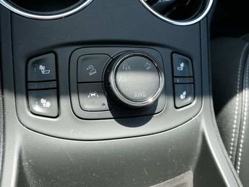 Used 2023 GMC Terrain SLT w/ Infotainment Package II AWD/4WD image 29