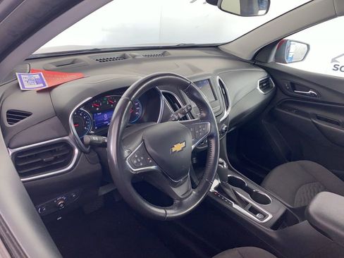 Used 2021 Chevrolet Equinox LT image 10