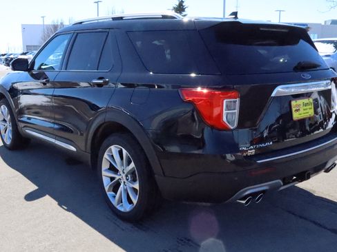 Used 2021 Ford Explorer Platinum w/ Equipment Group 601A AWD/4WD image 5