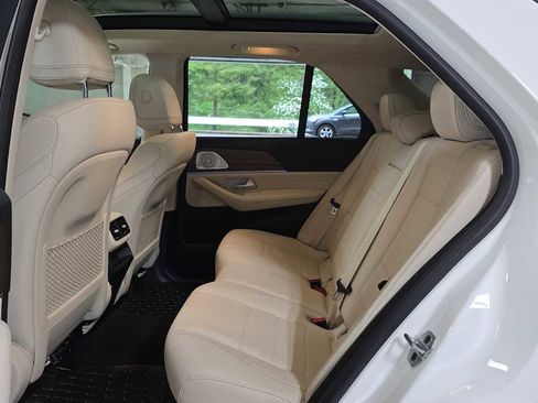 Used 2022 Mercedes-Benz GLE 450 4MATIC image 16