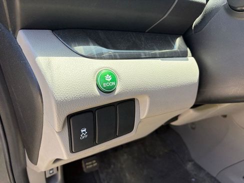 Used 2012 Honda CR-V EX-L image 8
