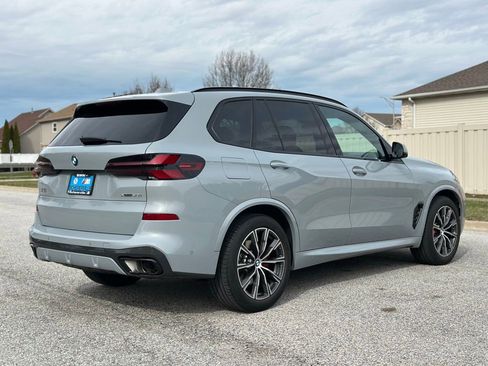 Certified 2025 BMW X5 xDrive40i w/ M Sport Package image 7