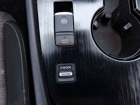 Used 2022 Nissan Rogue SV FWD image 26