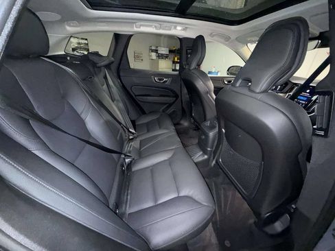 Used 2023 Volvo XC60 T8 Plus w/ Climate Package AWD/4WD image 16