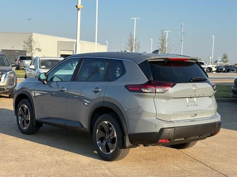 New 2026 Nissan Rogue SV image 7