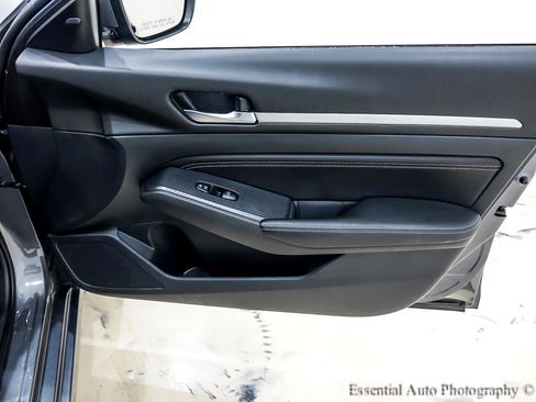 Used 2019 Nissan Altima 2.5 SV image 30