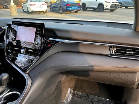 Used 2023 Toyota Camry LE image 17