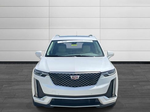 Used 2025 Cadillac XT6 Premium Luxury image 8