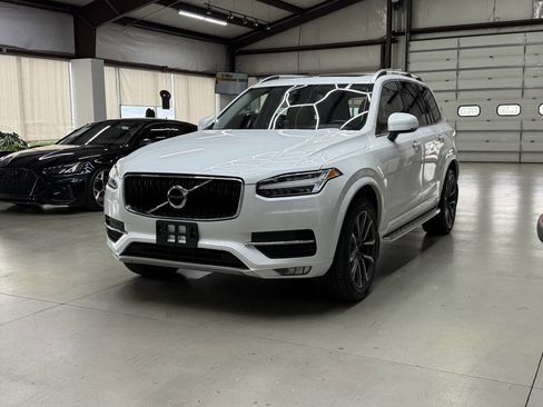 Used 2016 Volvo XC90 T6 Momentum w/ Momentum Plus Package image 3