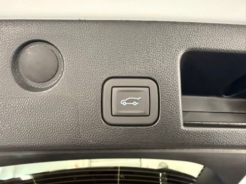 New 2026 GMC Terrain AT4 image 9