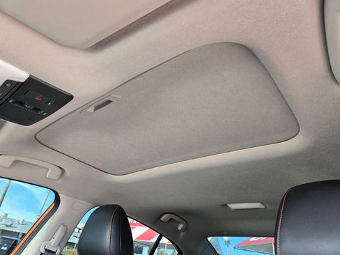 Used 2024 Nissan Sentra SR w/ SR Premium Package image 12