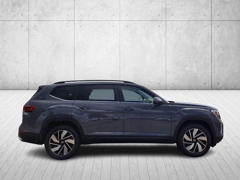 New 2026 Volkswagen Atlas SE image 4