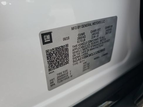 Used 2018 Buick Enclave Essence FWD image 28