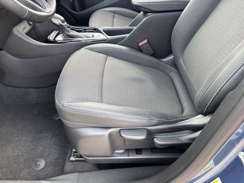 Used 2025 Buick Encore GX Preferred image 19