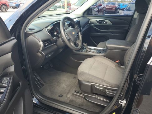 Used 2019 Chevrolet Traverse LS image 11