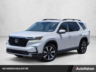 Used 2025 Honda Pilot Touring video 1