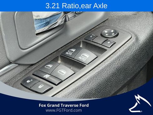 Used 2024 RAM 1500 Classic SLT AWD/4WD image 14