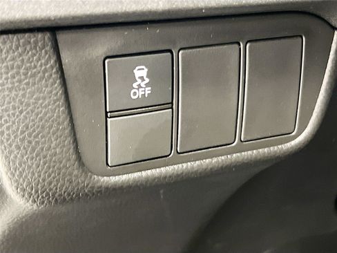 Certified 2025 Honda CR-V EX image 15