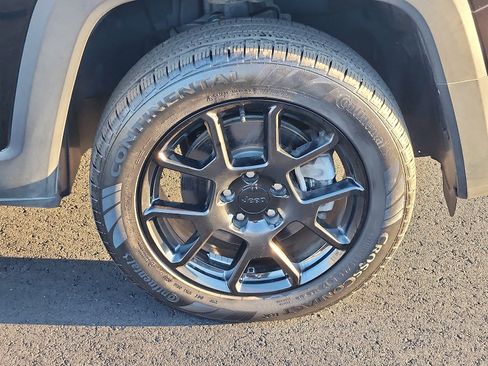 Used 2020 Jeep Renegade Altitude image 8