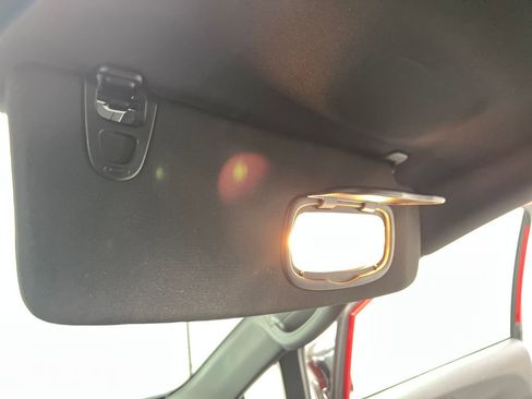 Used 2025 Chrysler Pacifica Select FWD image 72