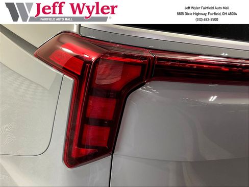New 2026 Kia Carnival EX FWD image 14