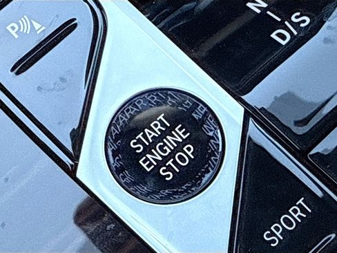 New 2026 BMW X7 M60i image 39